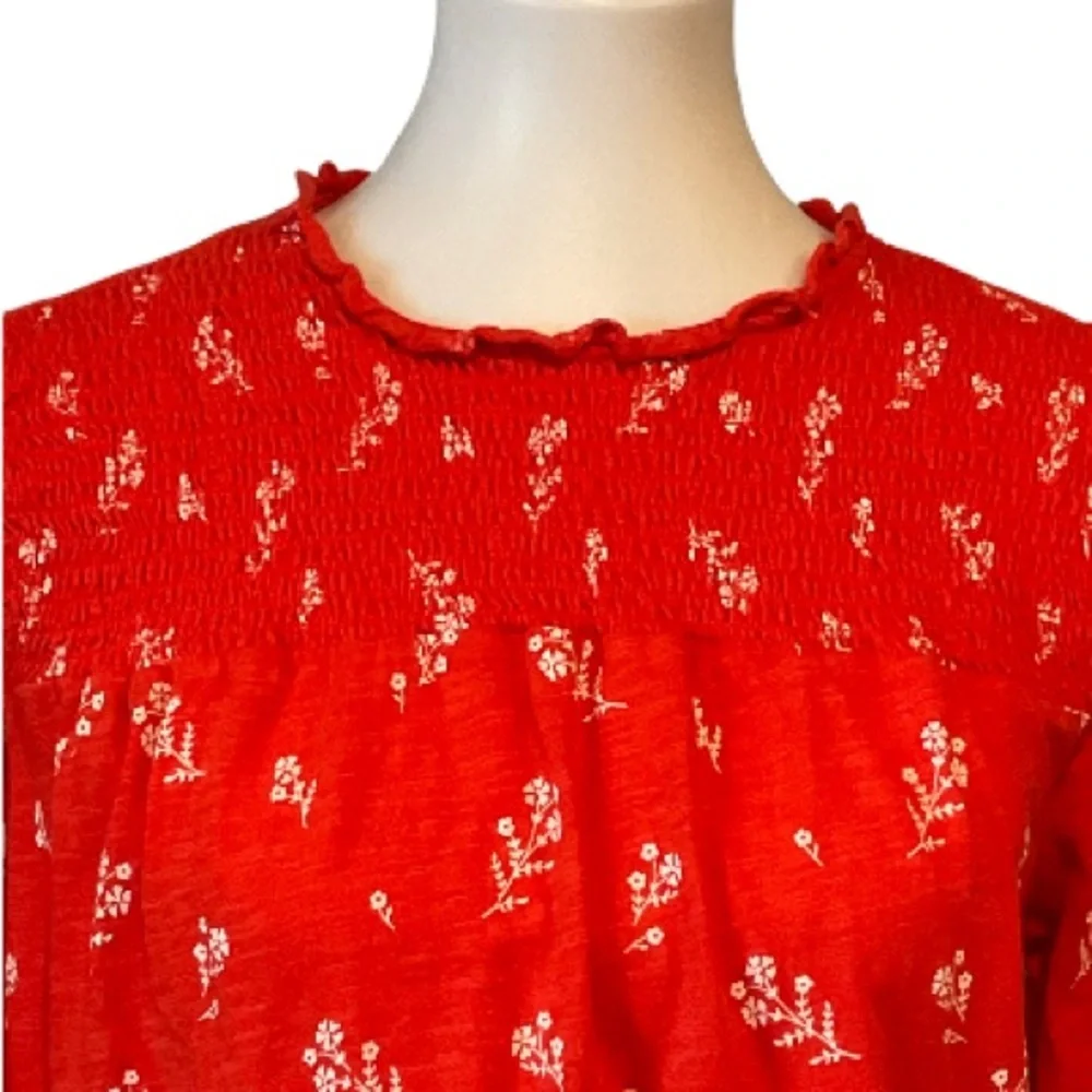 Lucky Brand Red Floral Smocked Blouse Short Sleeve Ruffle Neck Sz L - Picture 4 of 7